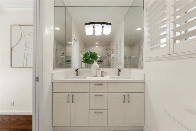 1207 Woodview Terrace, Los Altos, CA 94024