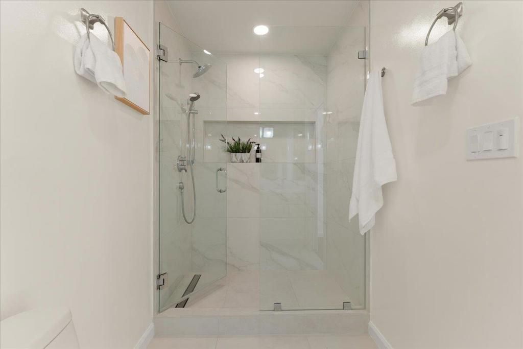 Image 21 of property listing at 1207 Woodview Terrace, Los Altos, CA 94024