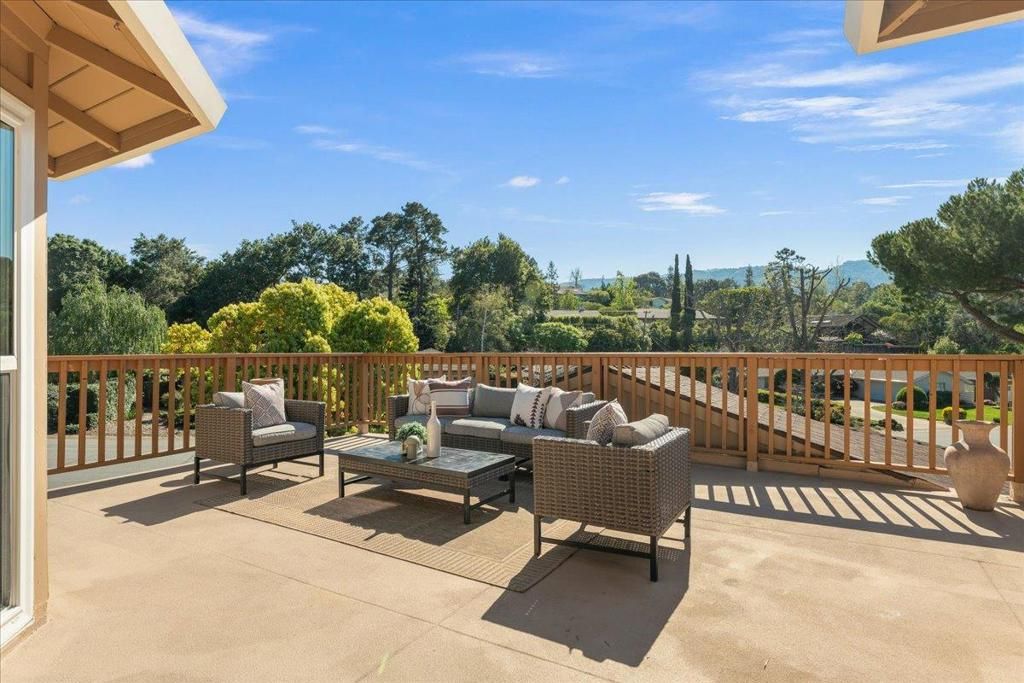 Image 4 of property listing at 1207 Woodview Terrace, Los Altos, CA 94024