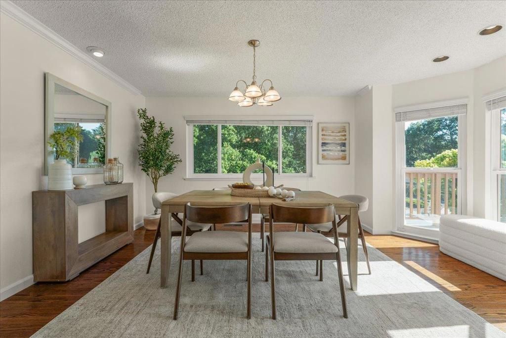 Image 9 of property listing at 1207 Woodview Terrace, Los Altos, CA 94024