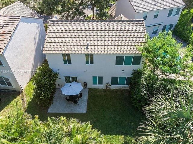 3724 Wilderness Way, Coral Springs, FL 33065
