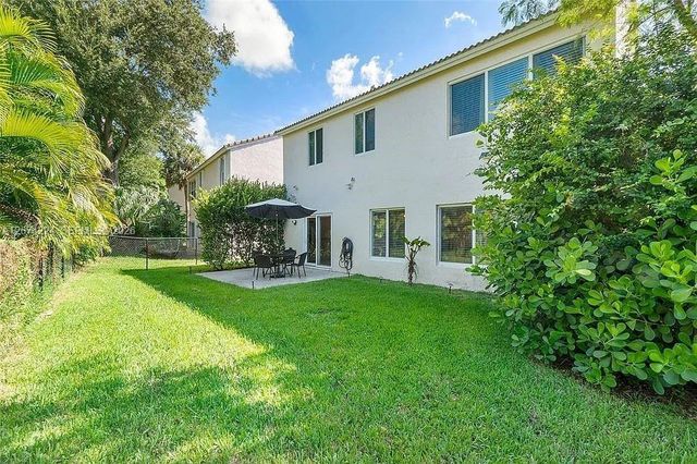 3724 Wilderness Way, Coral Springs, FL 33065