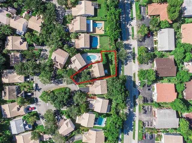 3724 Wilderness Way, Coral Springs, FL 33065
