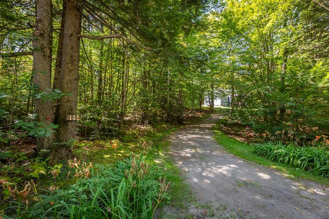 132 Pratt Bridge Road, Jamaica, VT 05343