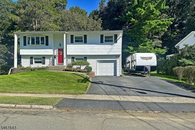 25 Kory Rd, Newton Town, NJ 07860