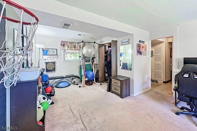 25 Kory Rd, Newton Town, NJ 07860