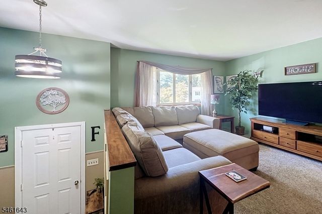 25 Kory Rd, Newton Town, NJ 07860