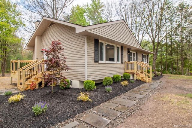 31 Marion Avenue, Napanoch, NY 12458