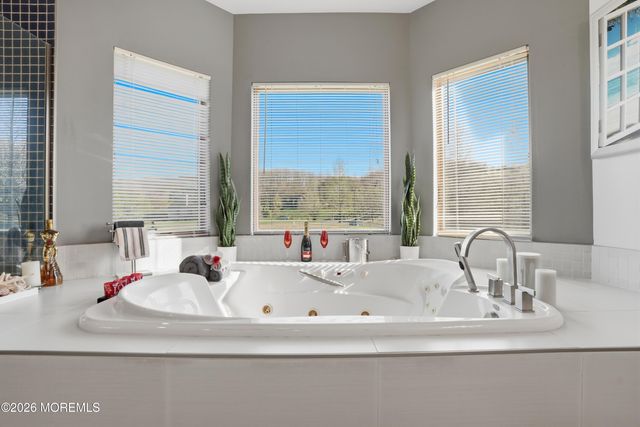 5 Holdman Place, Millstone, NJ 08535