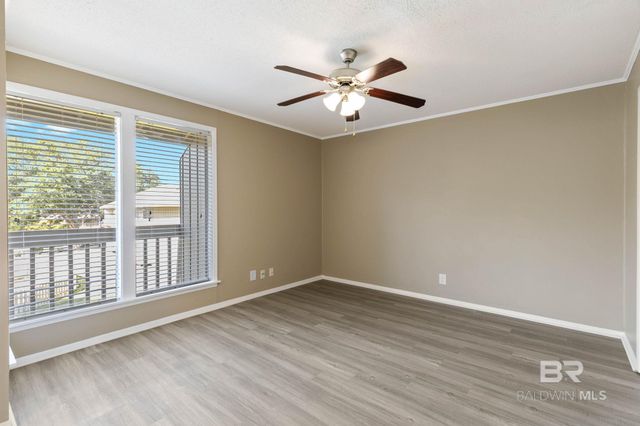 2061 N Seacliff Drive 2061, Daphne, AL 36526