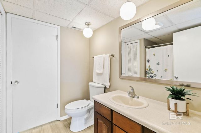 2061 N Seacliff Drive 2061, Daphne, AL 36526