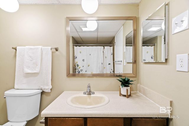 2061 N Seacliff Drive 2061, Daphne, AL 36526