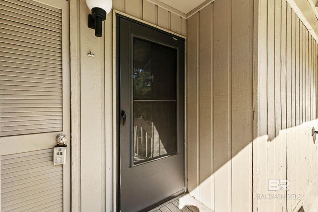 2061 N Seacliff Drive 2061, Daphne, AL 36526