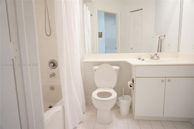 17100 N Bay Rd 1510, Sunny Isles Beach, FL 33160
