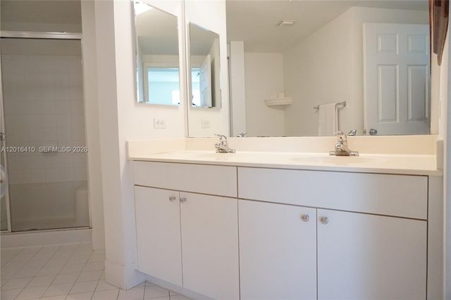 17100 N Bay Rd 1510, Sunny Isles Beach, FL 33160