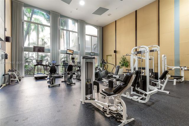 17100 N Bay Rd 1510, Sunny Isles Beach, FL 33160