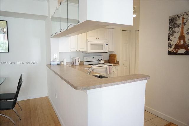 17100 N Bay Rd 1510, Sunny Isles Beach, FL 33160