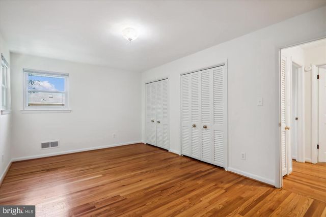 6518 WILMETT RD, Bethesda, MD 20817