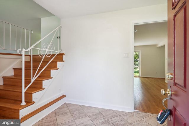 6518 WILMETT RD, Bethesda, MD 20817