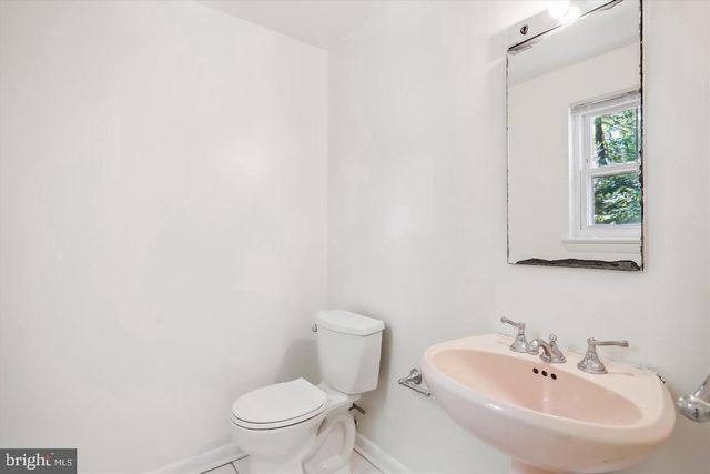 6518 WILMETT RD, Bethesda, MD 20817
