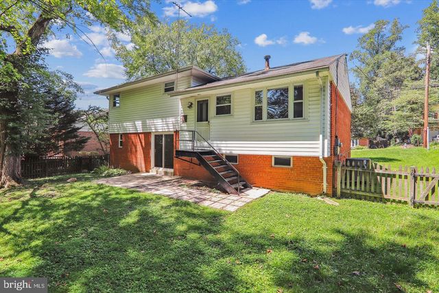 6518 WILMETT RD, Bethesda, MD 20817
