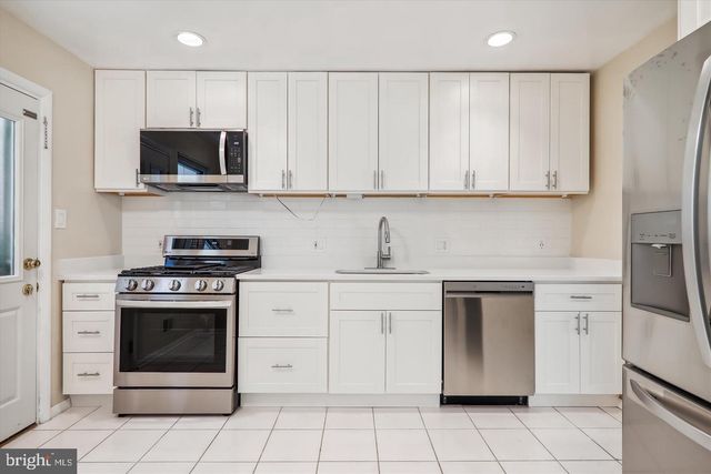 6518 WILMETT RD, Bethesda, MD 20817