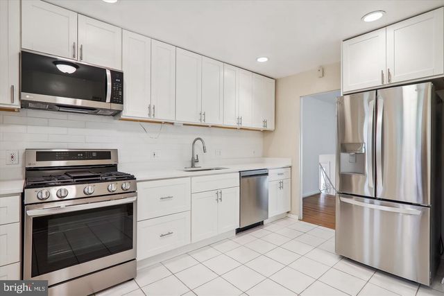 6518 WILMETT RD, Bethesda, MD 20817