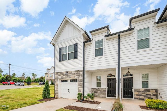 208 Peach Orchard Court, Mebane, NC 27302