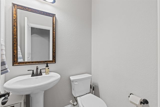 1013 Stockton Drive, Godley, TX 76044