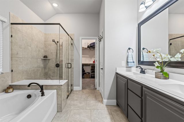 1013 Stockton Drive, Godley, TX 76044