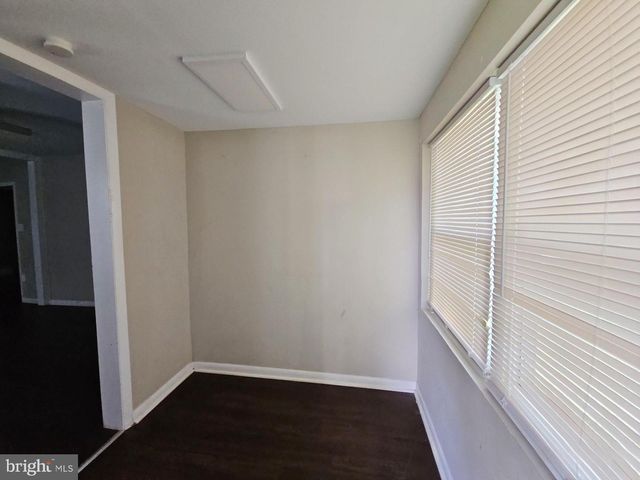 56 HARDING AVE, Pennsville, NJ 08070