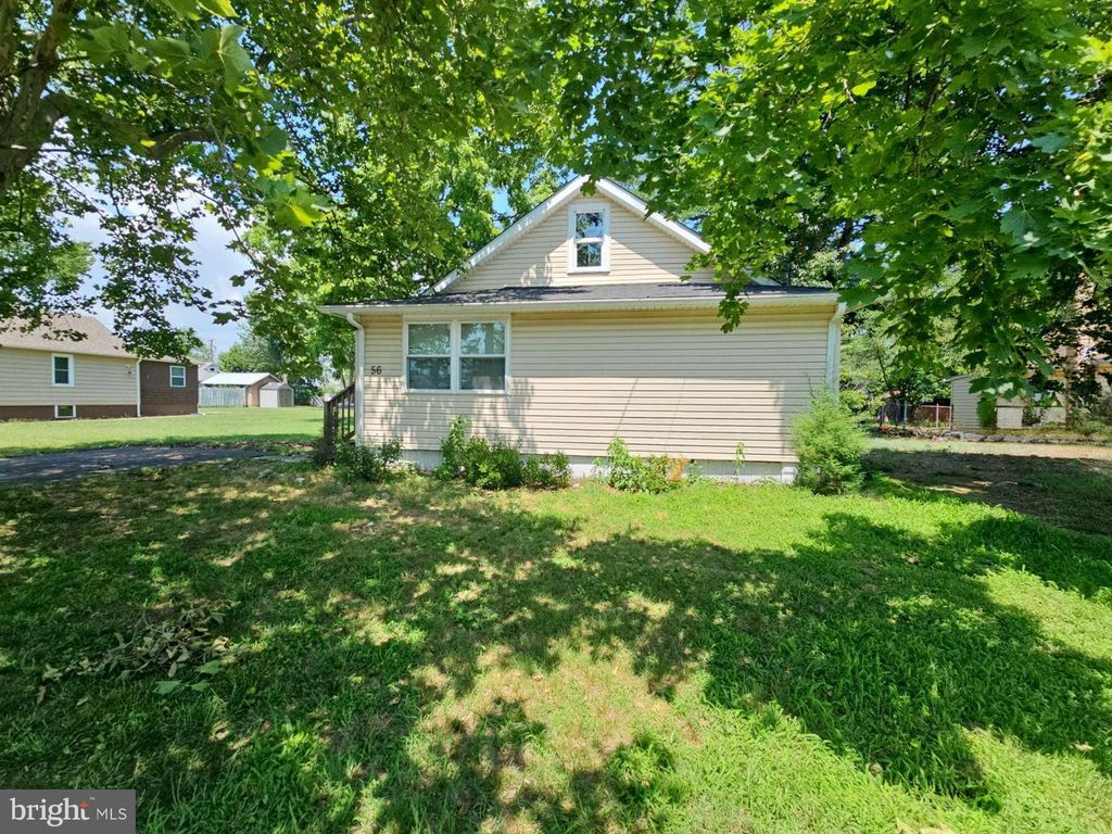 56 HARDING AVE, Pennsville, NJ 08070