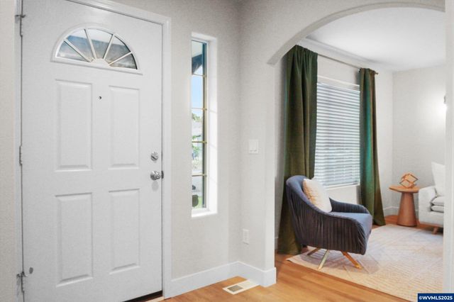 6309 Elena St NE, Albany, OR 97321