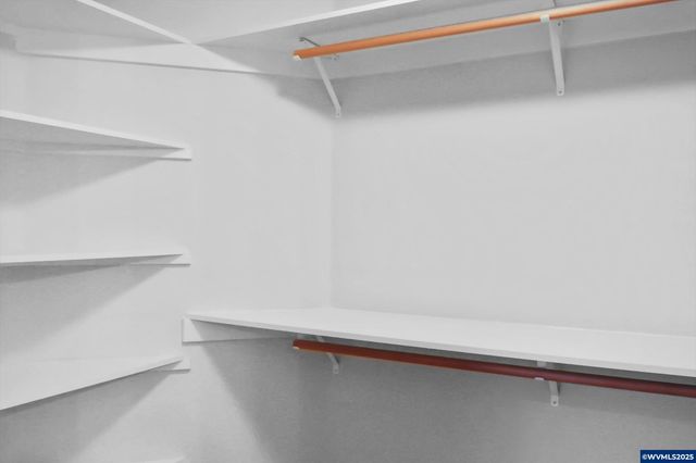 6309 Elena St NE, Albany, OR 97321