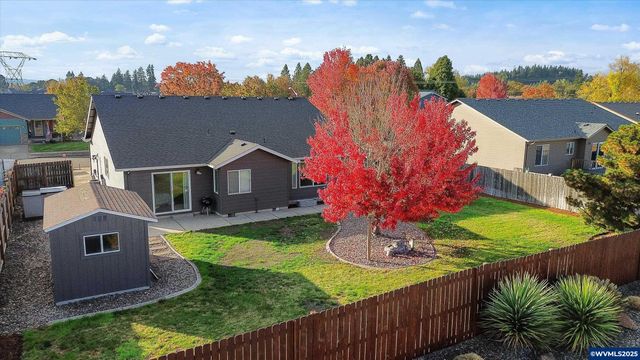 6309 Elena St NE, Albany, OR 97321