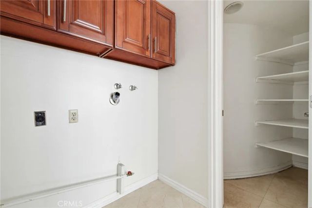 6740 Corie Lane, West Hills, CA 91307