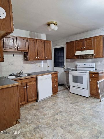 1026 Madison Avenue, Troy, NY 12180