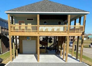 2785 Gulfview Lane, Port Bolivar, TX 77650