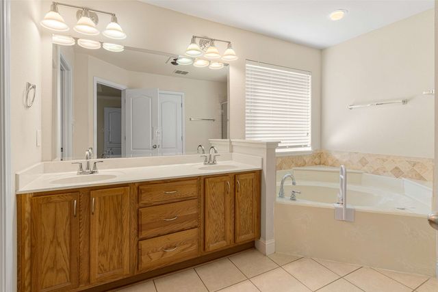 2605 Pin Oak Lane, St Paul, TX 75098