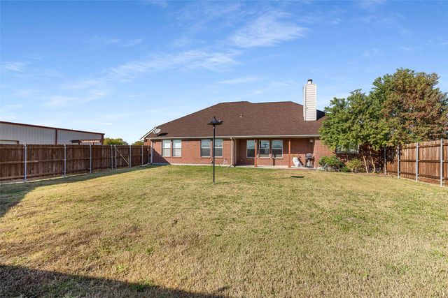 2605 Pin Oak Lane, St Paul, TX 75098