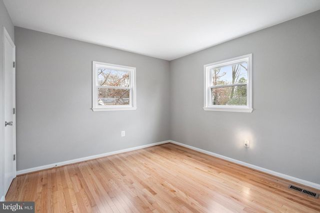 9402 BLACKSTONE RD, Manassas, VA 20110