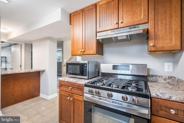 9402 BLACKSTONE RD, Manassas, VA 20110