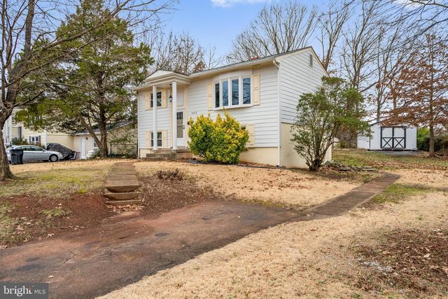 9402 BLACKSTONE RD, Manassas, VA 20110