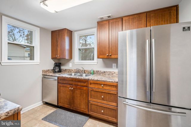 9402 BLACKSTONE RD, Manassas, VA 20110