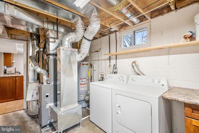 9402 BLACKSTONE RD, Manassas, VA 20110