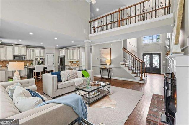 5250 Vinings Springs Court SE, Mableton, GA 30126