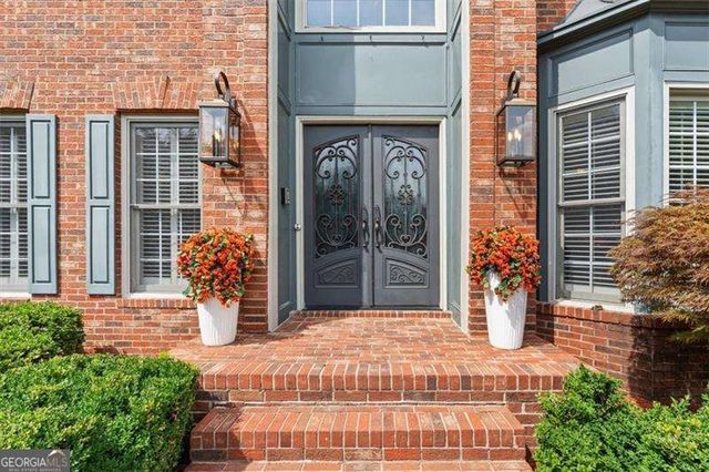5250 Vinings Springs Court SE, Mableton, GA 30126