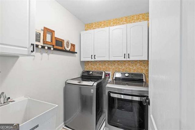 5250 Vinings Springs Court SE, Mableton, GA 30126