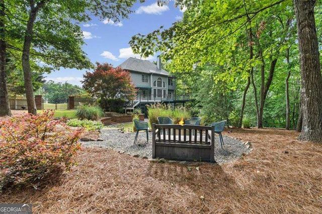 5250 Vinings Springs Court SE, Mableton, GA 30126