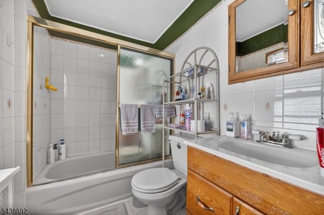 13 Sherman Pl, Clifton City, NJ 07011
